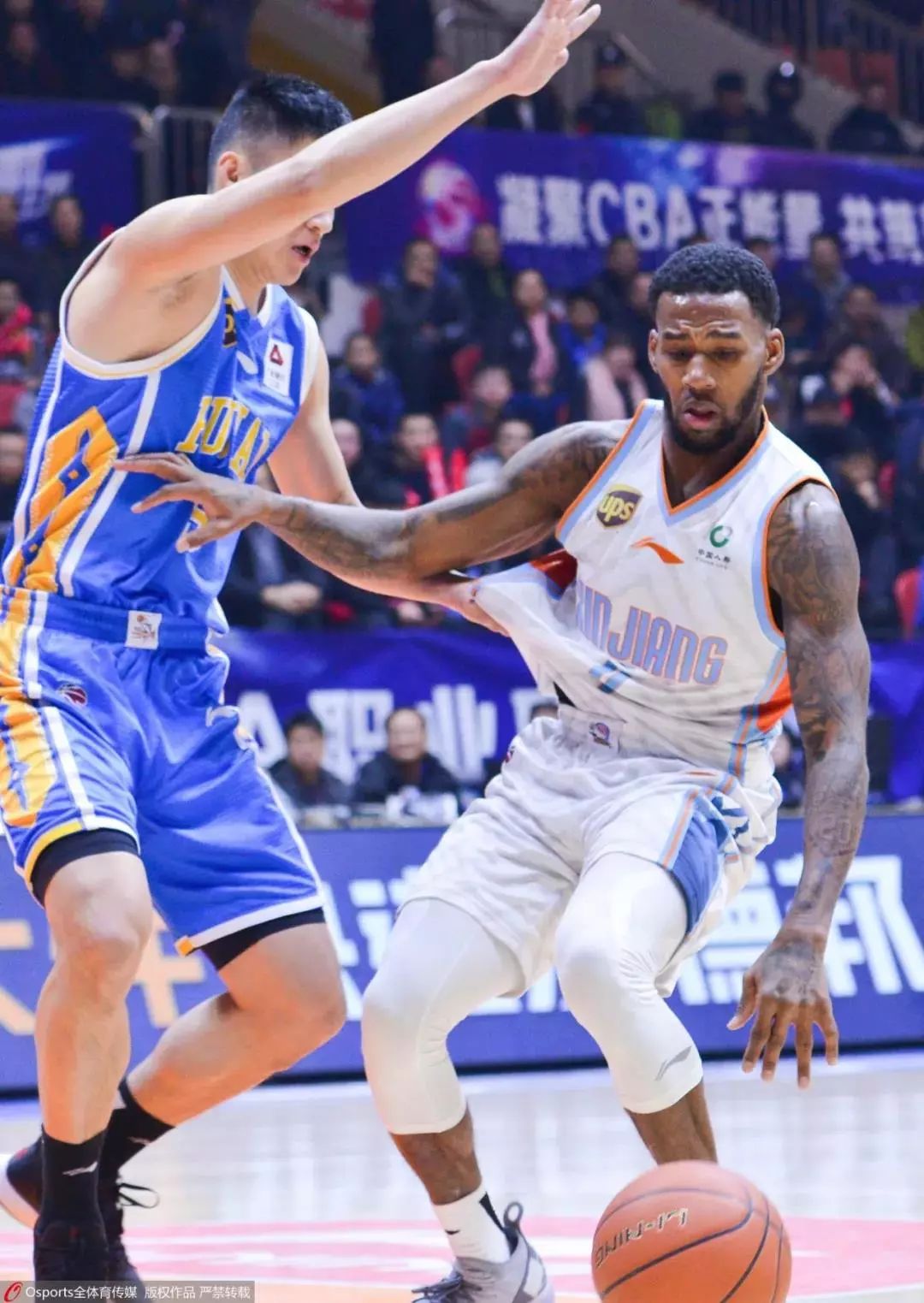 集结日突围战来临，新疆广汇围绕德甲主帅复盘，悬念犹存，球探报告显示潜力的简单介绍